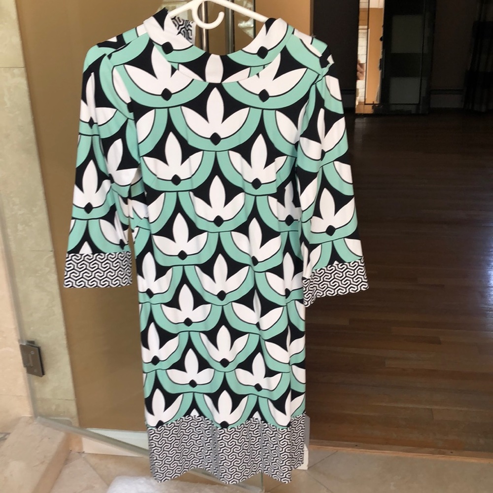 Jenny McLaufhlin 3/4 sleeve dress Small